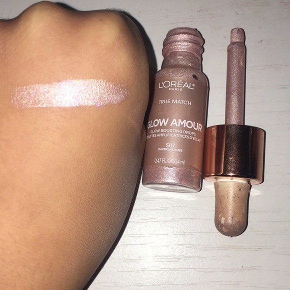 L’Oréal glow boosting drops - Picture 1 of 1